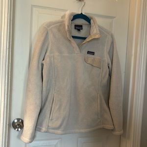 White patagonia re-tool  snap pullover fleece